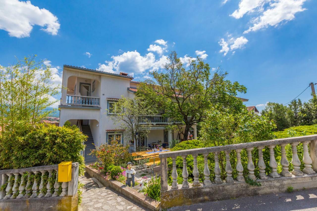 Apartments Marica Novi Vinodolski Exterior photo